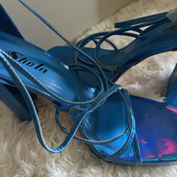 SHEIN Metallic Blue Platform Heels - Picture 4 of 5